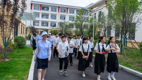 来信阳外国语学校赴一场新学期的约会