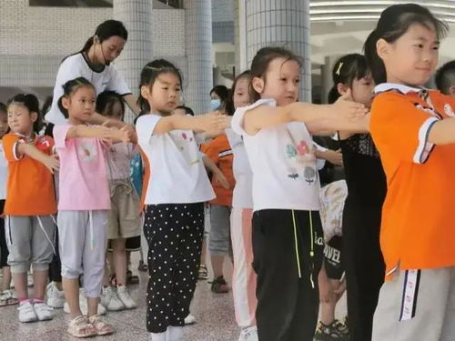 重庆大学城第一小学校小豆包成长记